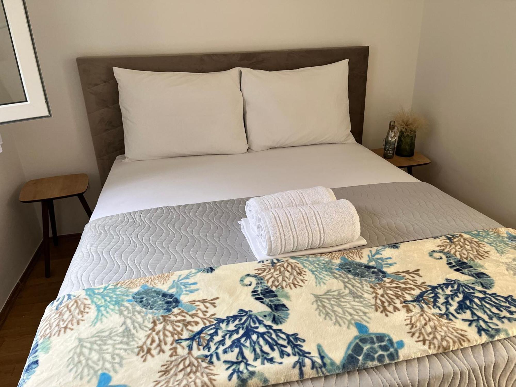 Apartments B&B Povljana Luaran gambar