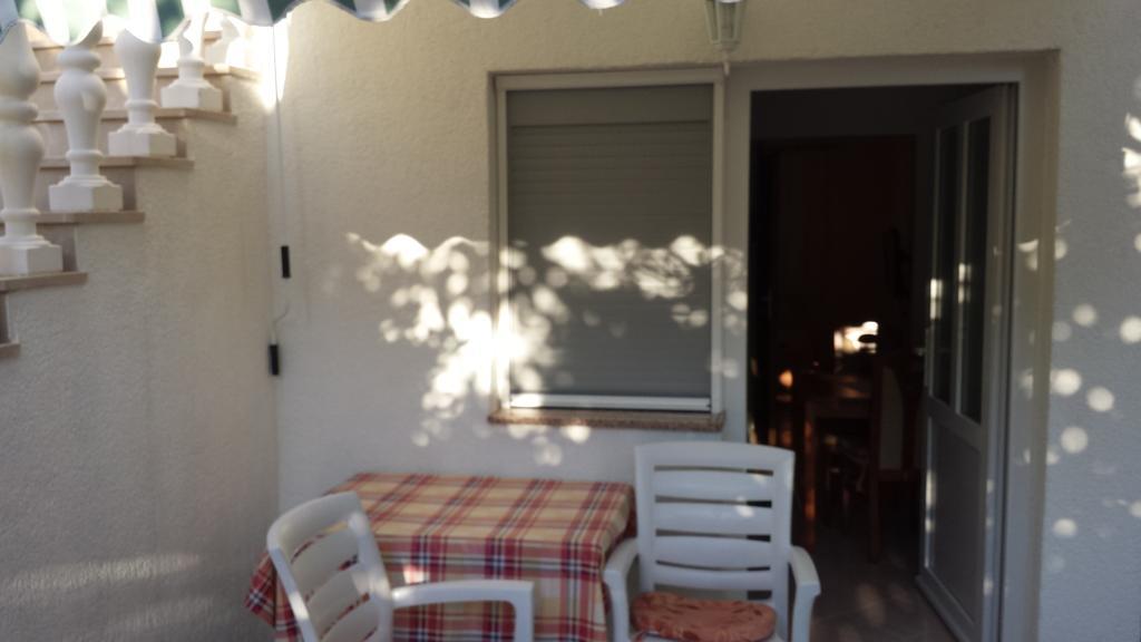Apartments B&B Povljana Luaran gambar